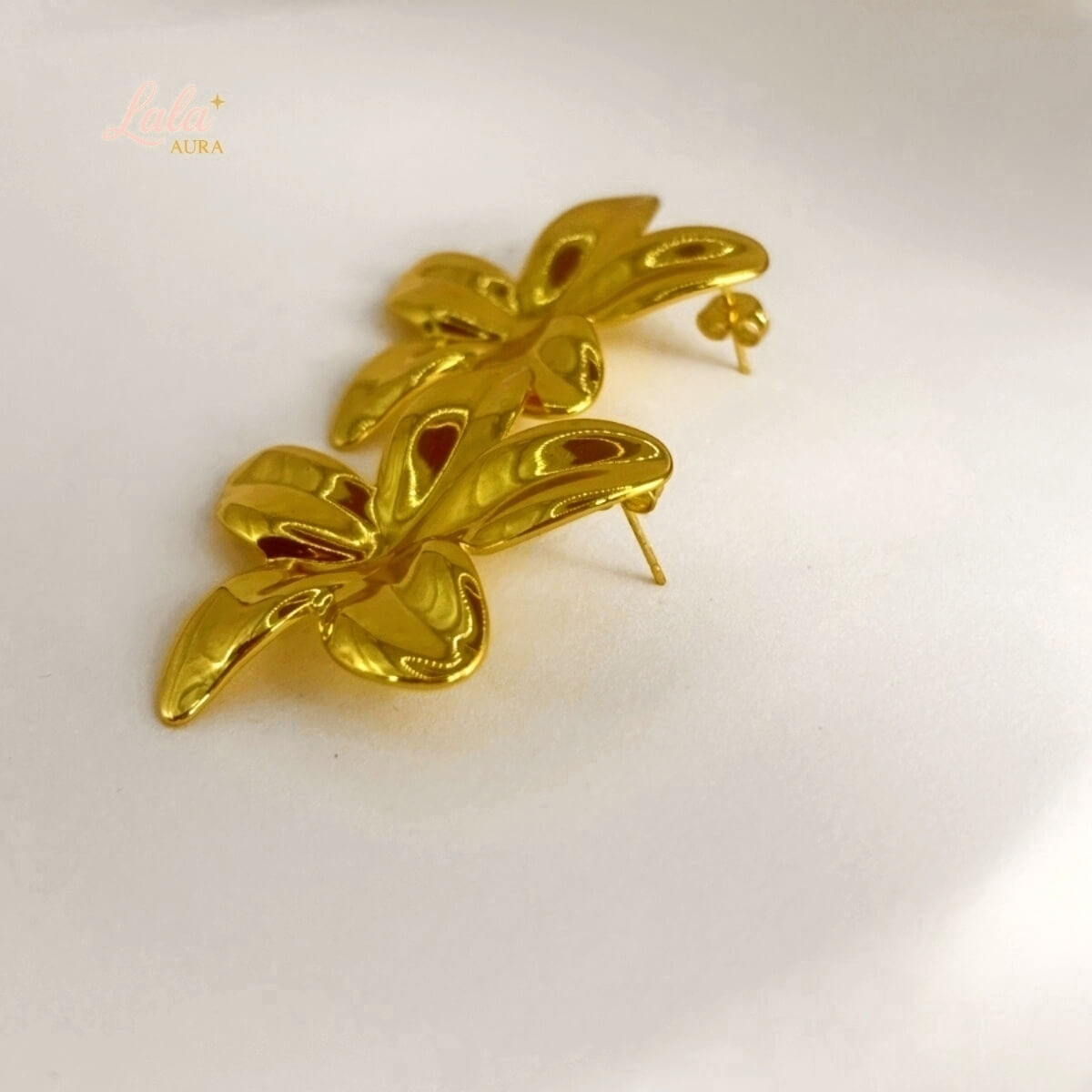 Puces d'oreilles Tiare